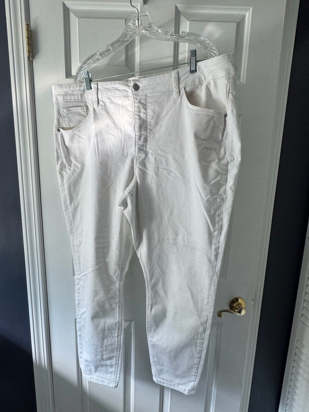 Ava & Viv White Denim Skinny Jeans